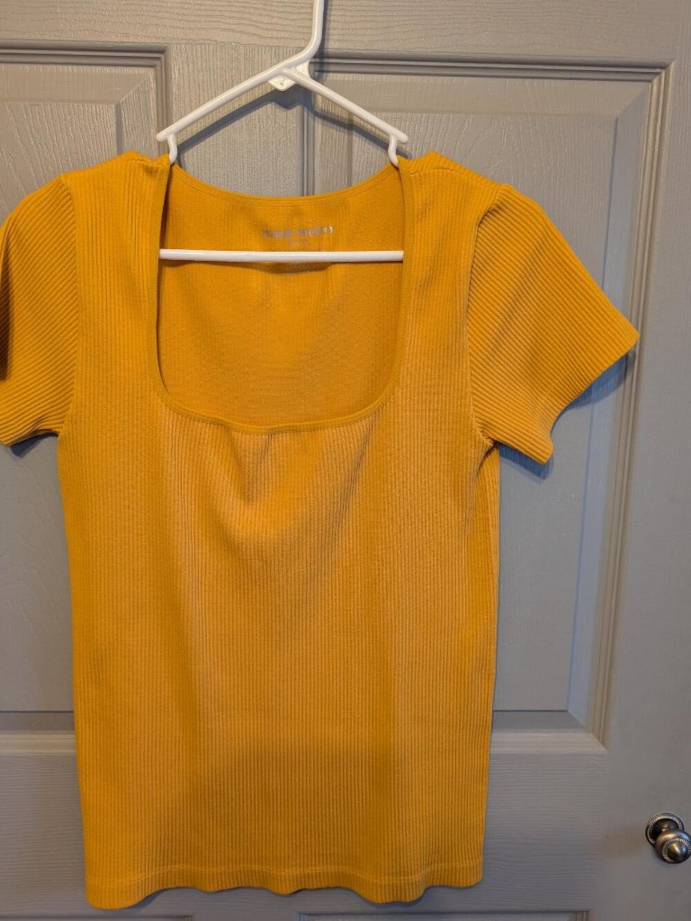 Ribbed Snug Shirt
